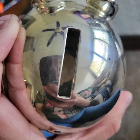 pre-loved small metal piggy bank with stopper excellent condition - Picture 10 of 16